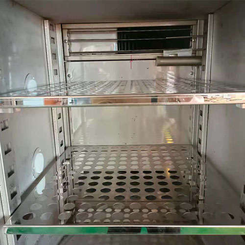 ห้องความชื้น Hz