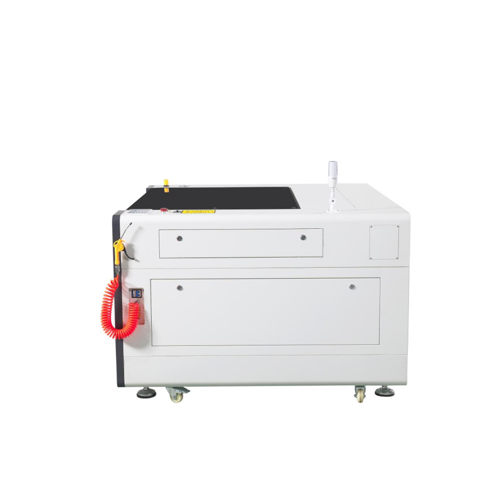 เครื่องตัดเลเซอร์ XQL 1390-CO2