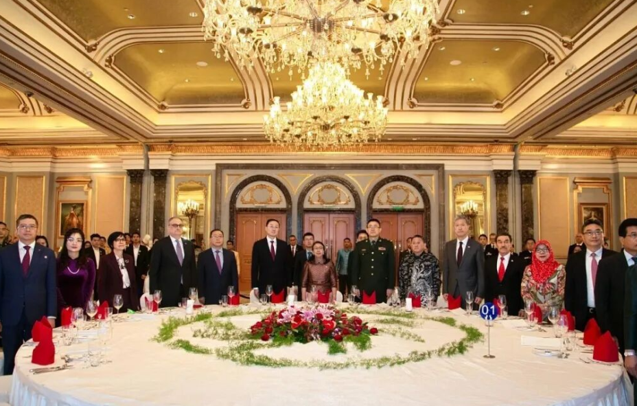 The reception for the 72nd anniversary of the independence of the Kingdom of Cambodia and the 67th anniversary of the establishment of diplomatic relations between Cambodia and China was held in Beijing.png