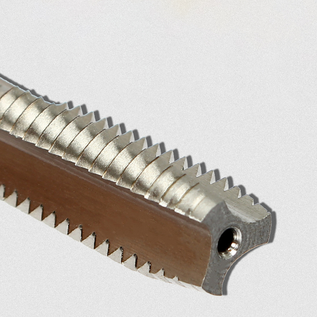 แตะเครื่องจักรสำหรับสแตนเลส