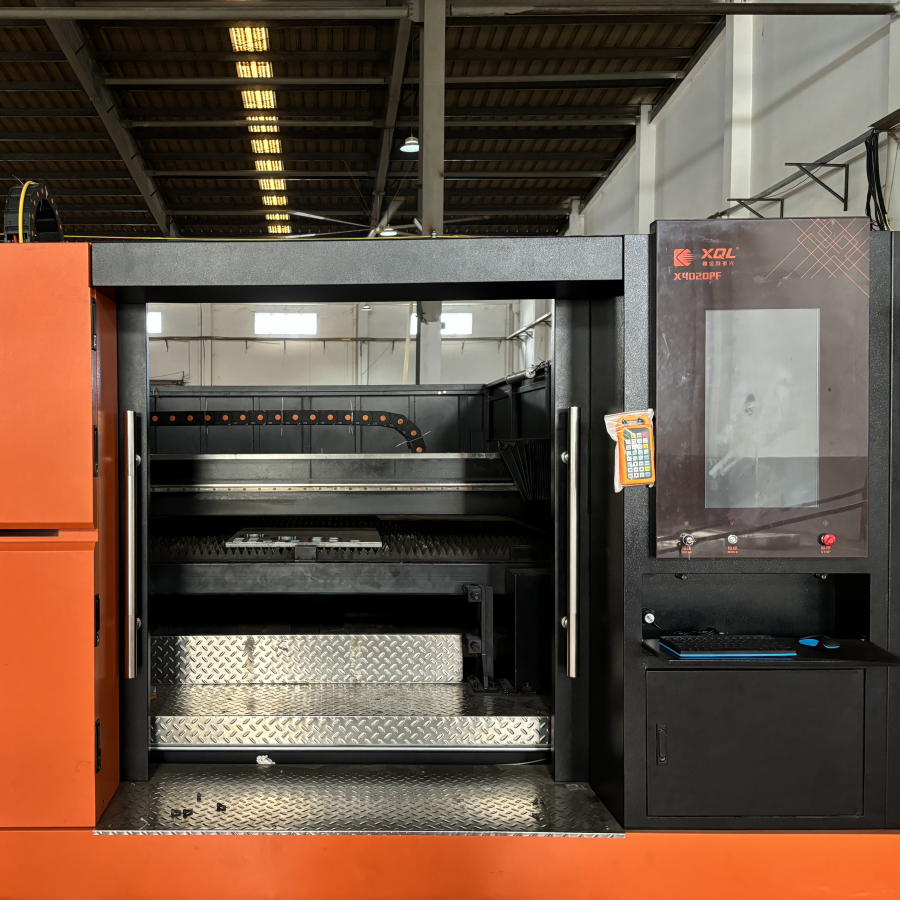 XQL 4020AF แบบตัดเลเซอร์ไฟเบอร์หนักแบบเต็มปิด