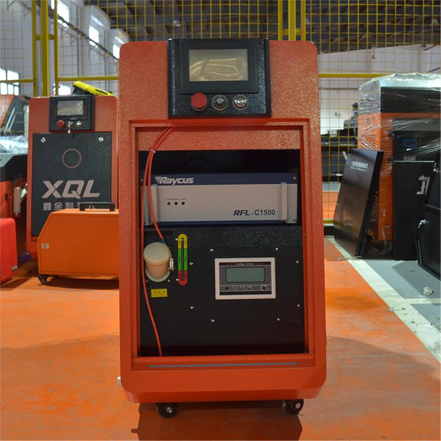 XQL Model A เครื่องเชื่อมด้วยเลเซอร์มือถือแบบพกพาน้ำระบายความร้อนด้วยน้ำ