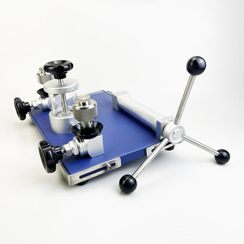 ตารางสอบเทียบเกจวัดแรงดันปั๊มแรงดันแบบแมนนวล